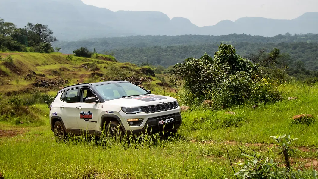 Compass [20172021] Exterior Image, Compass [20172021] Photos in India