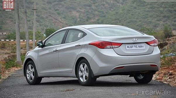 Discontinued Hyundai Elantra 2012 Left Rear Three Quarter