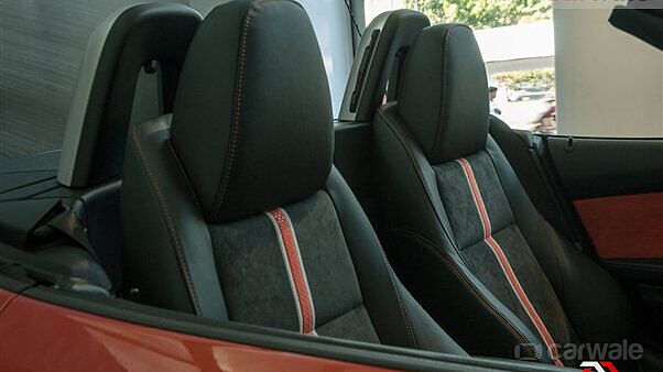Discontinued BMW Z4 2013 Interior