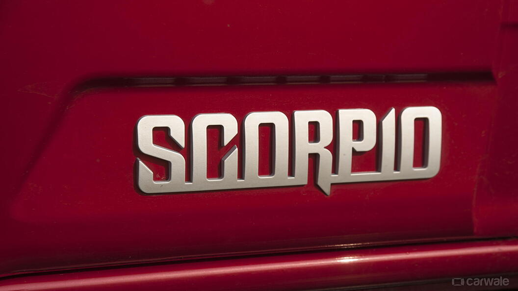 Discontinued Mahindra Scorpio 2014 Badges