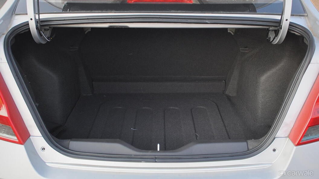 Chevrolet Sail Boot Space
