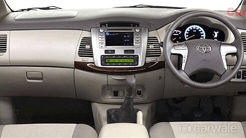 Discontinued Toyota Innova 2013 Interior