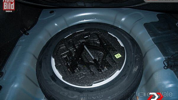 Discontinued Hyundai Elantra 2012 Wheels-Tyres