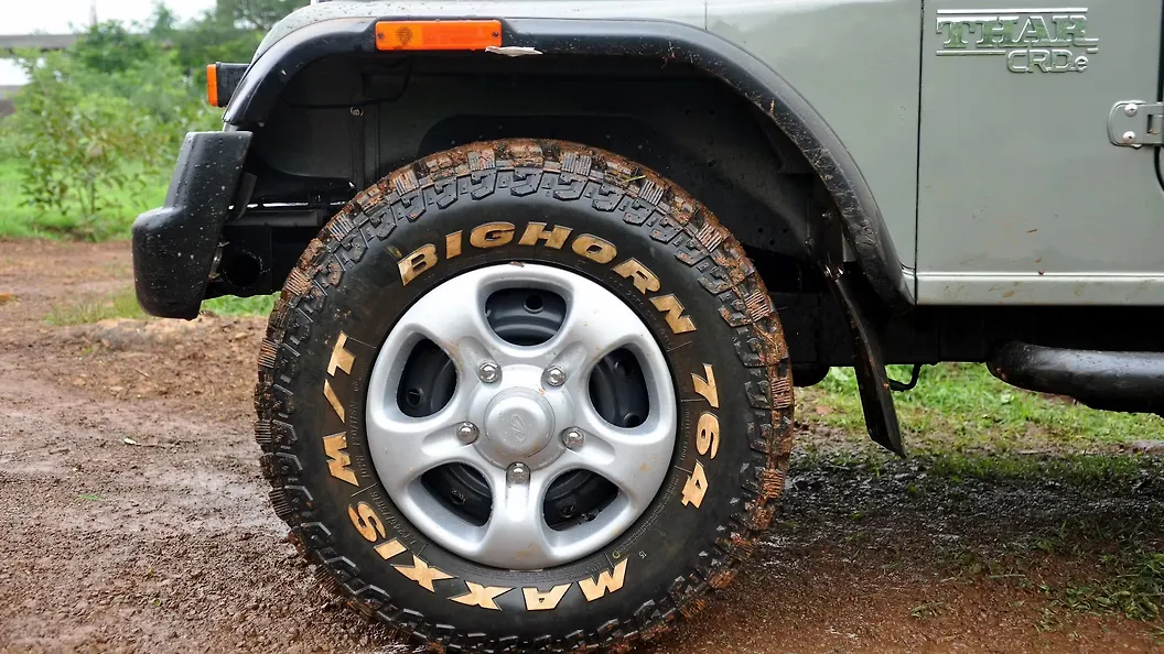 Thar Rims Mahindra Thar Photo, Wheels Tyres Image - CarWale