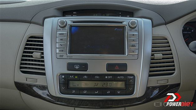 Toyota Innova [2013-2014] Music System