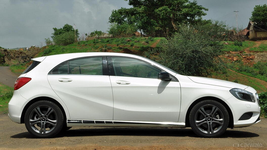 Discontinued Mercedes-Benz A-Class 2013 Right Side