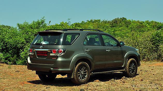 Discontinued Toyota Fortuner 2012 Rear View