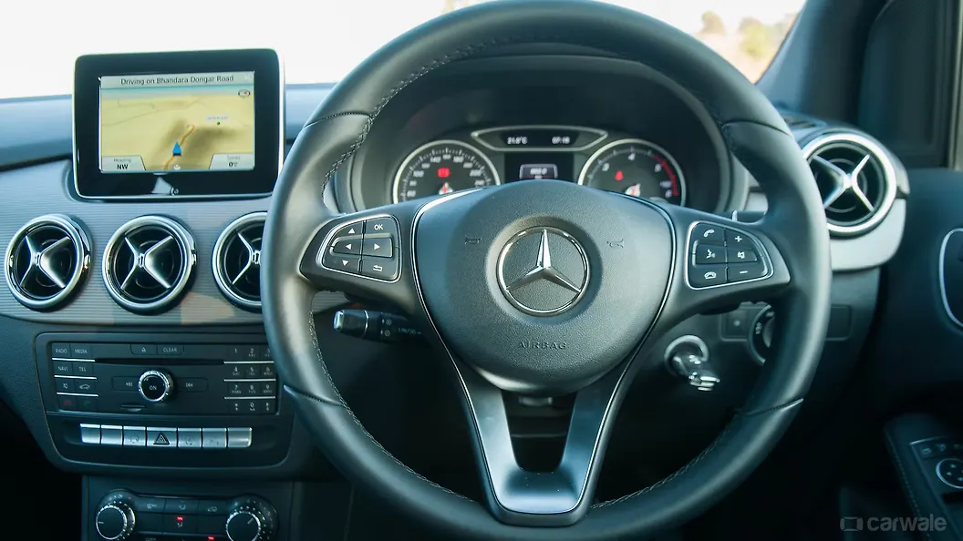 B-Class Rear View Image, B-Class Photos in India - CarWale