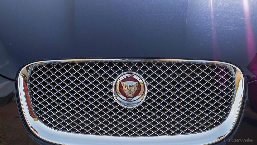 Jaguar XF [2013-2016] Front View
