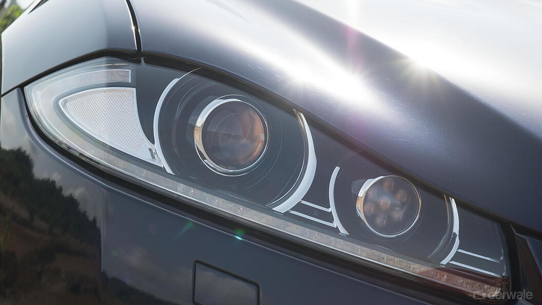 Jaguar XF [2013-2016] Headlamps