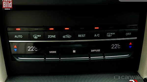 Discontinued Mercedes-Benz E-Class 2013 AC Console