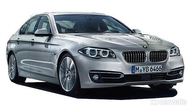 Discontinued BMW 5 Series 2013 Right Front Three Quarter