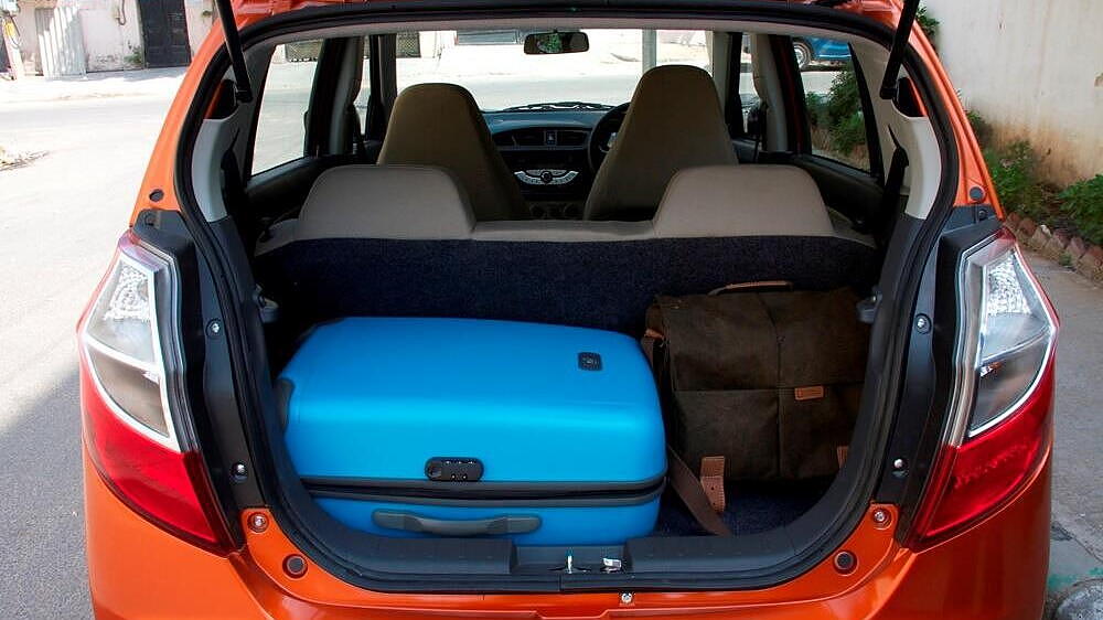 Alto K10 Photo, Boot Space Image - CarWale