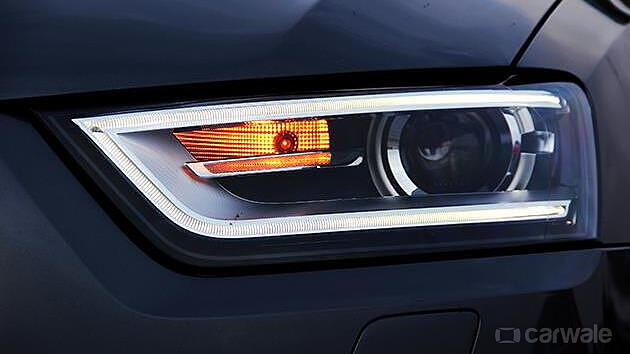 Discontinued Audi Q3 2012 Headlamps
