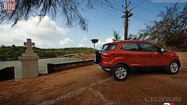 Discontinued Ford EcoSport 2013 Left Side View
