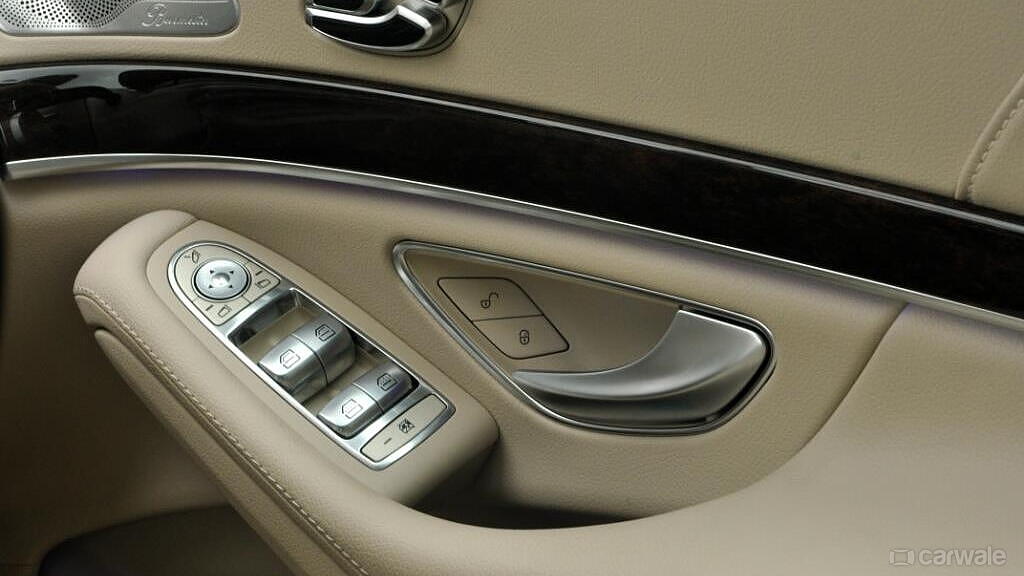 Discontinued Mercedes-Benz S-Class 2014 Interior