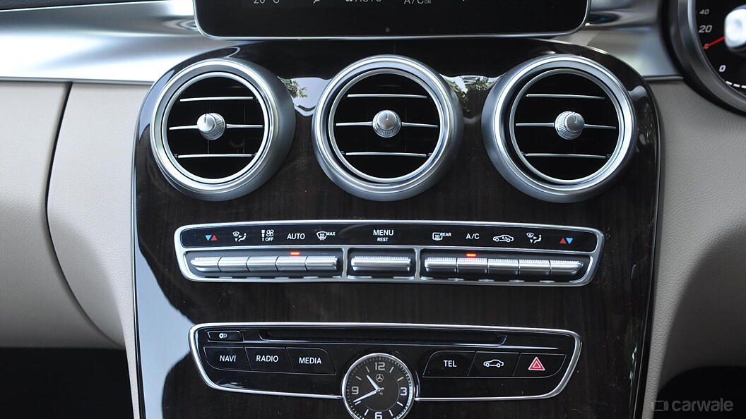 Discontinued Mercedes-Benz C-Class 2014 Interior