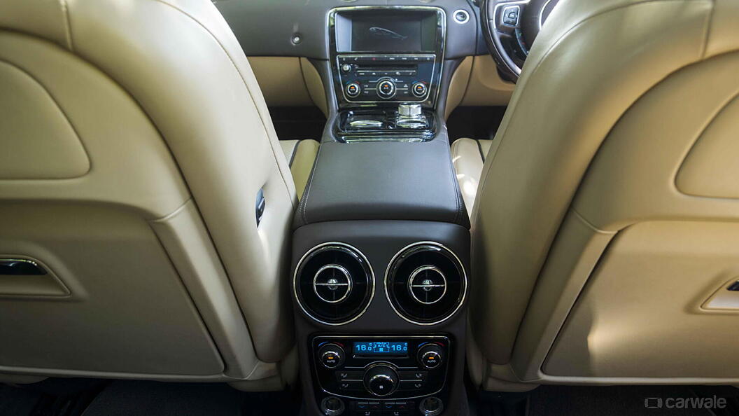 Jaguar XJ L [2014-2016] AC Vents