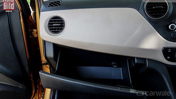 Discontinued Hyundai Grand i10 2013 Interior