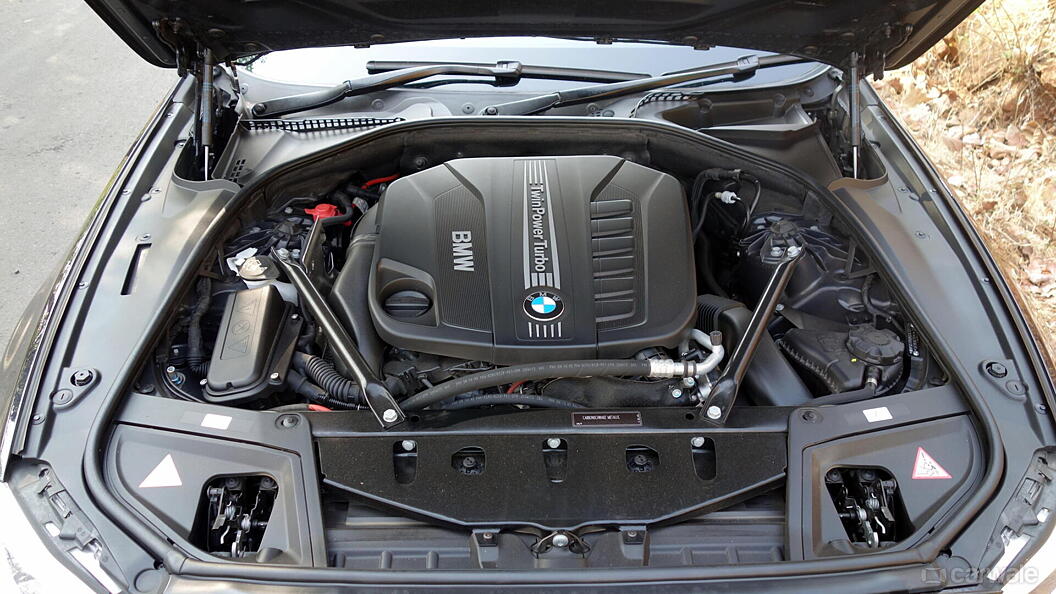 BMW 5 Series [2013-2017] Engine Bay