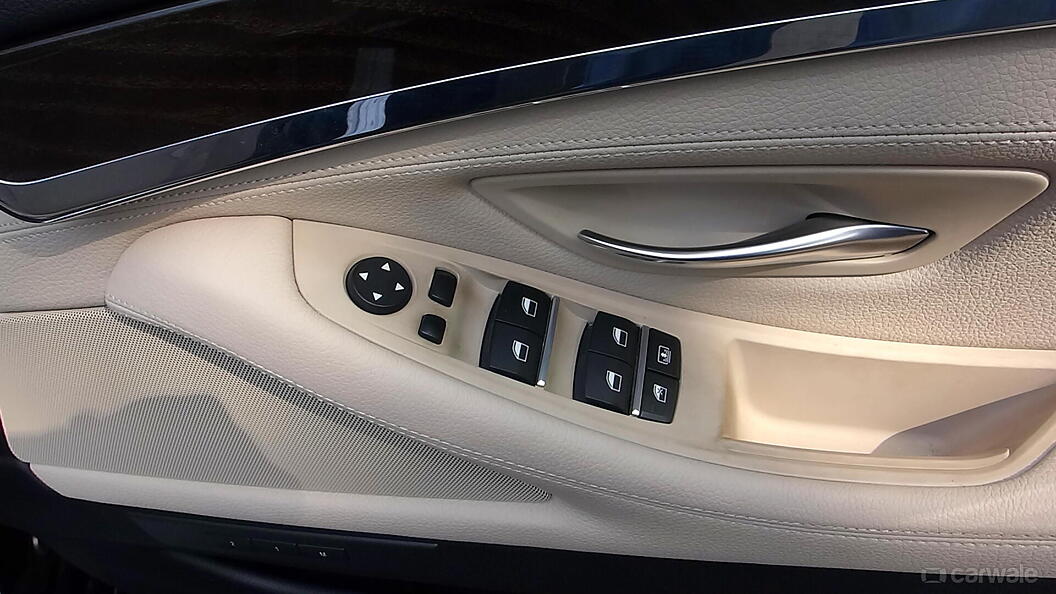 Discontinued BMW 5 Series 2013 Instrument Panel