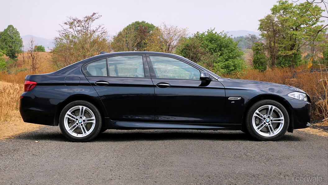 Discontinued BMW 5 Series 2013 Right Side