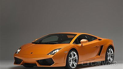 Lamborghini Gallardo [2005 - 2014] Left Front Three Quarter