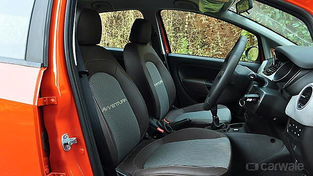Fiat Avventura Front-Seats