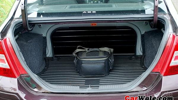 Ford Fiesta [2008-2011] Boot Space
