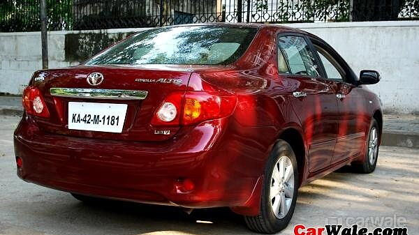 Discontinued Toyota Corolla Altis 2011 Rear View