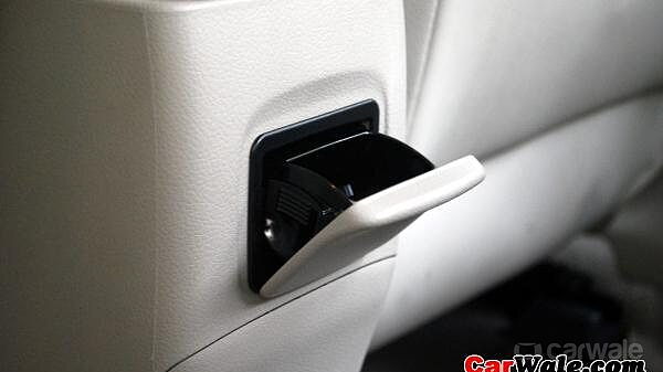 Discontinued Toyota Corolla Altis 2011 Interior
