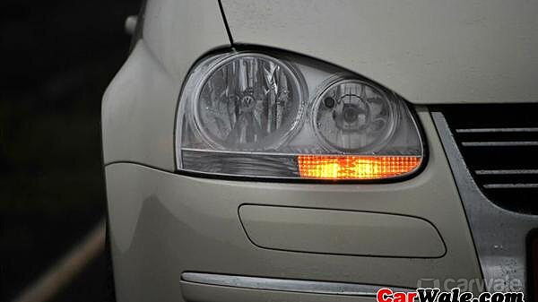 Discontinued Volkswagen Jetta 2008 Headlamps