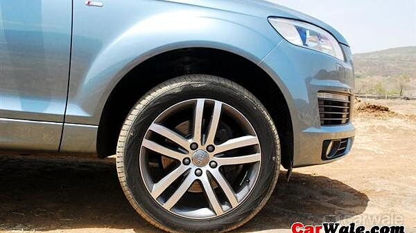 Discontinued Audi Q7 2015 Wheels-Tyres