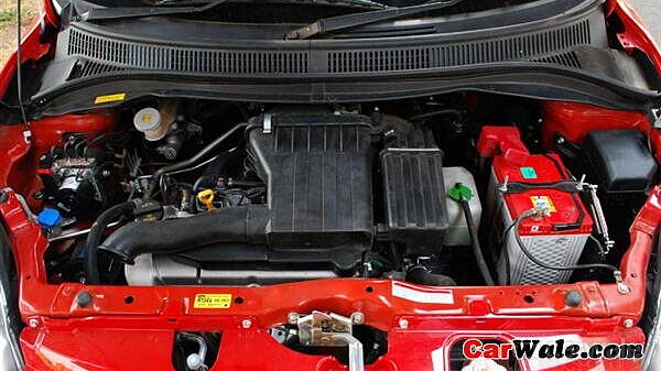 Maruti Suzuki Swift  [2010-2011] Engine Bay