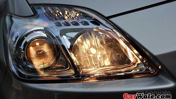 Discontinued Toyota Prius 2009 Headlamps