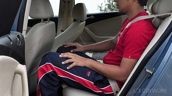 Volkswagen Passat [2007-2014] Rear Seat Space
