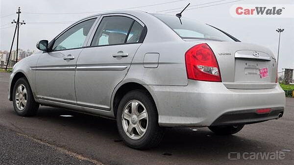 Hyundai Verna Transform [2010-2011] Rear View