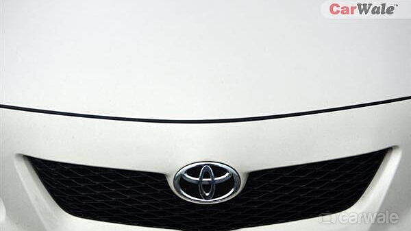 Discontinued Toyota Corolla Altis 2011 Front Grille