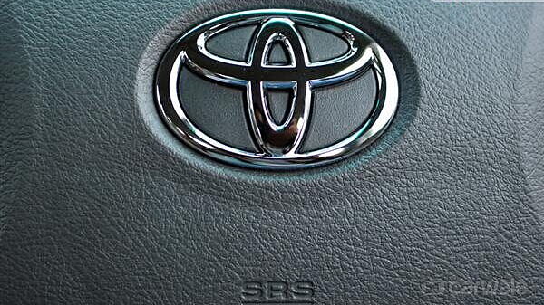 Toyota Corolla Altis [2011-2014] Steering Wheel