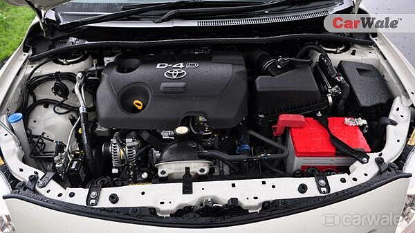 Discontinued Toyota Corolla Altis 2011 Engine Bay