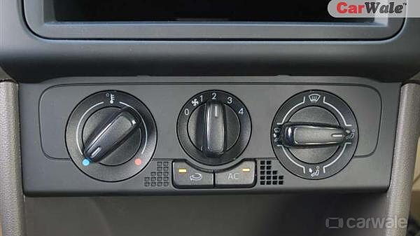 Volkswagen Vento [2012-2014] Interior