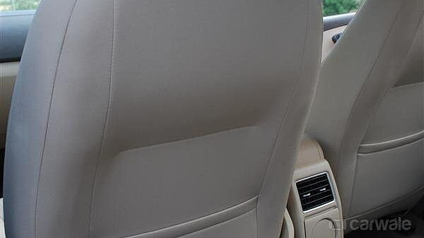 Volkswagen Vento [2012-2014] Front-Seats