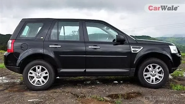Freelander 2 Left Side View Image, Freelander 2 Photos in India - CarWale