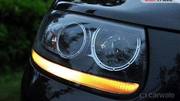 Discontinued Hyundai Santa Fe 2011 Headlamps