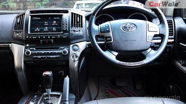 Toyota Land Cruiser [2009-2011] Interior