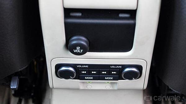 Volvo XC60 [2013-2015] Interior