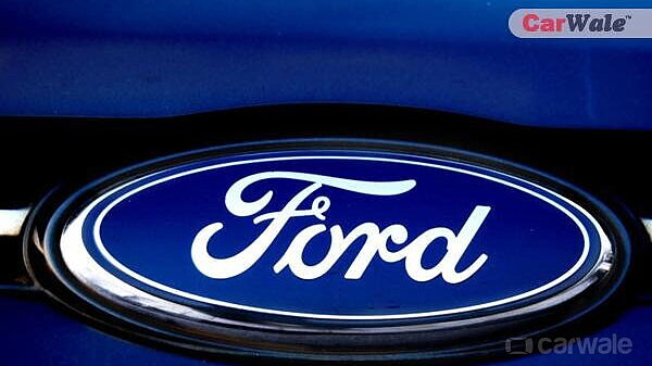 Discontinued Ford Figo 2012 Exterior