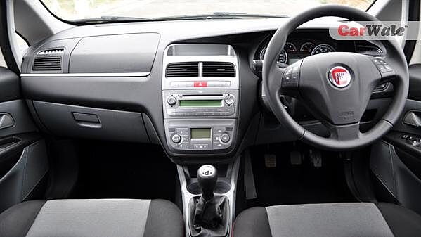 Punto 11 14 Interior Image Punto 11 14 Photos In India Carwale