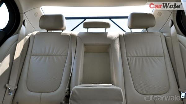 Discontinued Jaguar XF 2013 Front-Seats