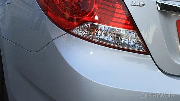 Discontinued Hyundai Verna 2011 Tail Lamps